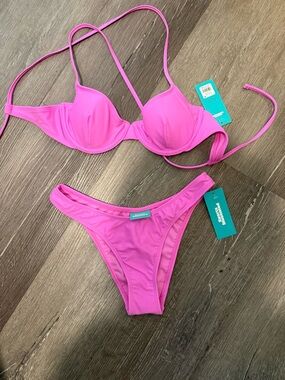 Sports Illustrated Swim Pop Pink Underwire Bikini Set